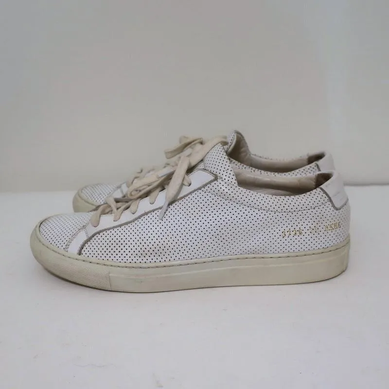 Damen Common Projects Achilles Low Sneakers Weiß Perforiertes Leder Größe 38
