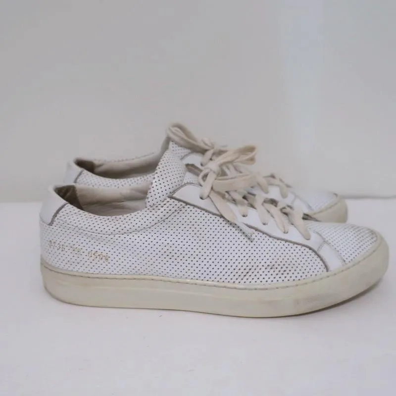 Damen Common Projects Achilles Low Sneakers Weiß Perforiertes Leder Größe 38